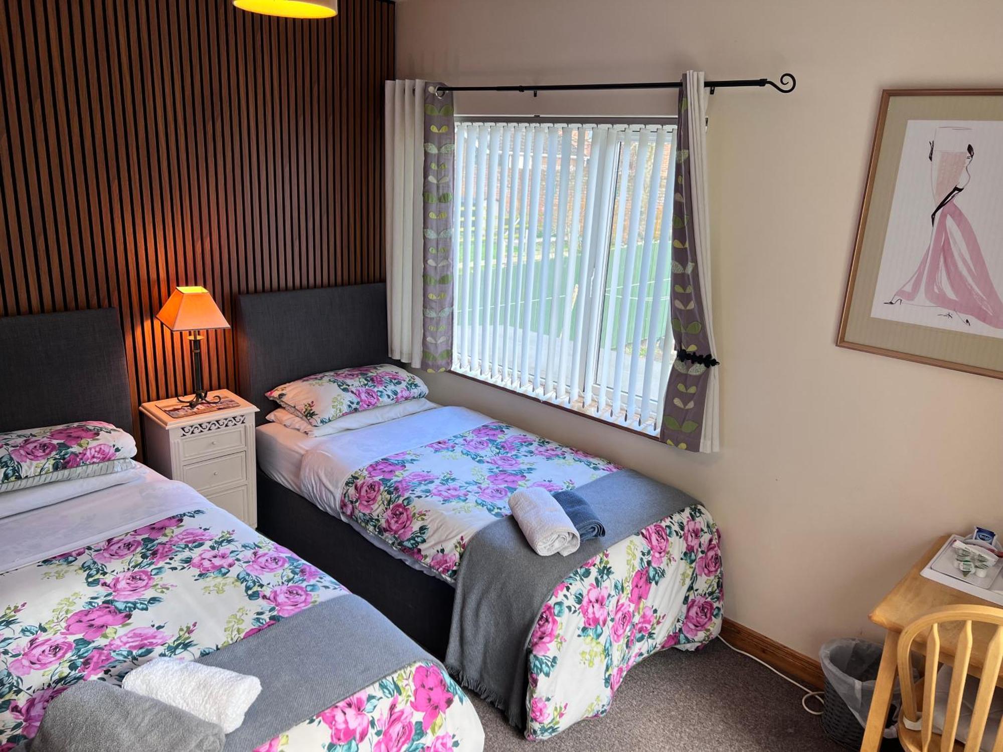 Ashfield Bed & Breakfast Белфаст Екстериор снимка